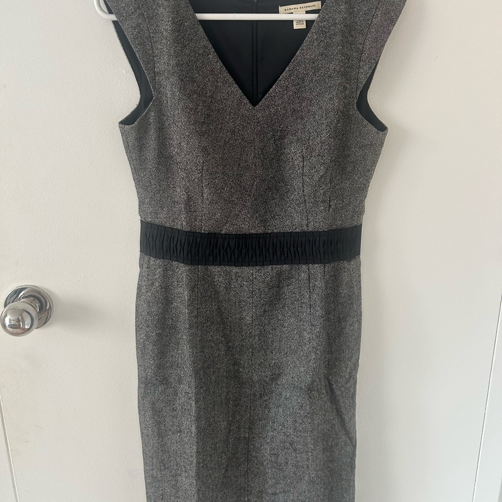Banana Republic Gray Midi Sheath Dress with Black Waistband